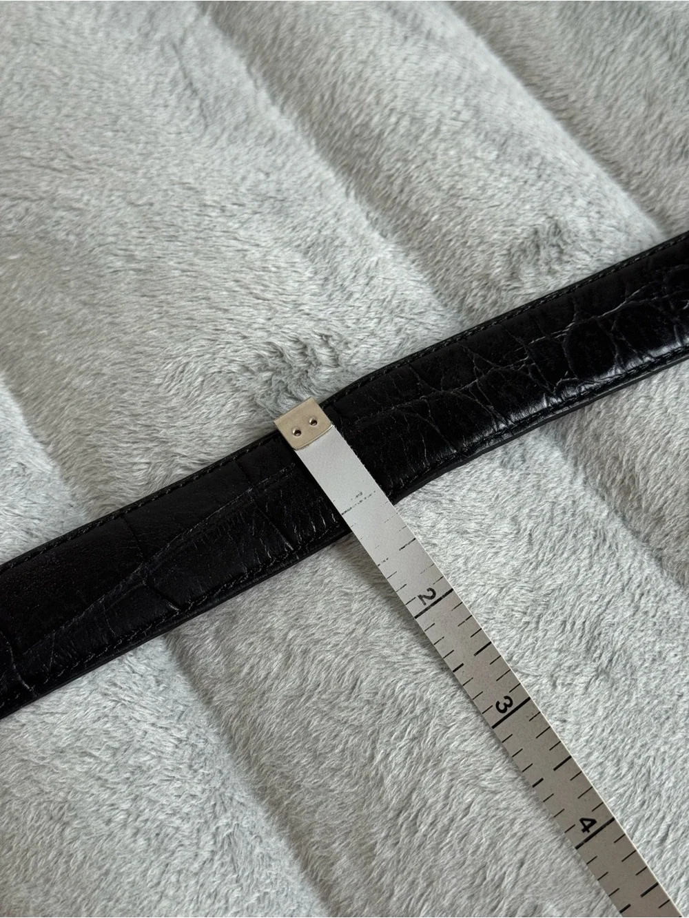 Jos. A. Bank Italian Croc Embossed Leather Belt Solid Brass Buckle